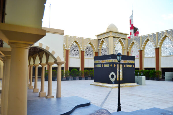 Masjid Blok M Square